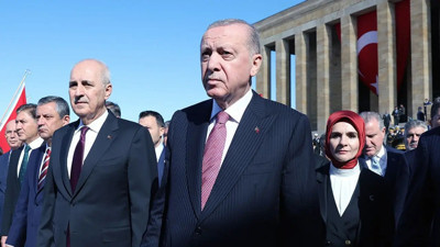 Cumhurbaşkanı Erdoğan Başkanlığındaki Devlet Erkanı, Anıtkabir'i Ziyaret Etti