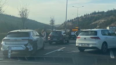 Ankara-Konya Yolu’nda zincirleme kaza: Trafik yoğunluğu oluştu