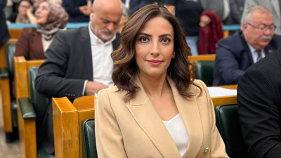 CHP'li Rızvanoğlu gençlik krizini anlattı! "Üç öğün simit bile alamıyorlar"