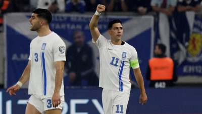 Trabzonspor’un eski yıldızı önce “sirtaki” yaptı sonra kırmızı kartla atıldı!