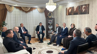 Ankara’da MHP seferberliği: 5 ilçede tek amaç, "Dinlemedik Dert Kalmayacak"