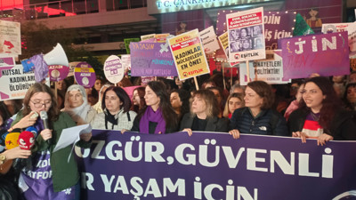 25 Kasım'da kadın dayanışması: Ankara'dan özgürlük sesleri yükseldi!