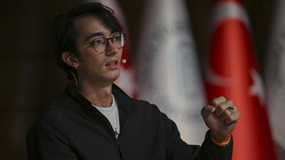 Şampiyon Okçu Mete Gazoz Ankara Yıldırım Beyazıt Üniversitesi'nde Öğrencilerle Buluştu