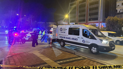 Antalya'da feci kaza! Kamyon ile motosiklet çarpıştı