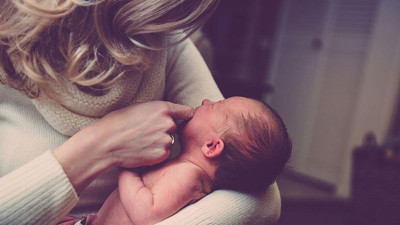 Doğum izninde yeni dönem başlıyor: Süreler uzuyor, haklar genişliyor