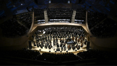 Müziğin evrensel dili Ankara'da konuştu: Carl Orff'un efsanesi ayakta alkışlarla taçlandı!