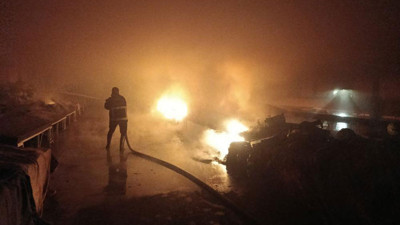 Yozgat'ta semt pazarı alev alev yandı