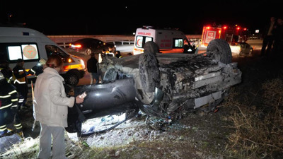 Kırıkkale- Ankara yolunda feci kaza! Aynı aileden çok sayıda kişi yaralandı!