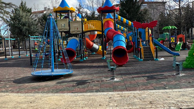 Pursaklar’da Turgut Özal Parkı yenilendi, kapılarını yeniden açtı