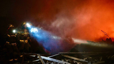 Kiev’e füze yağmuru: Rusya "oreşnik" ile yanıt verdi