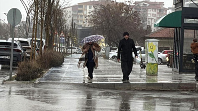 Aksaray’da sağanak alarmı: rüzgar sert esti, yollar takibe alındı