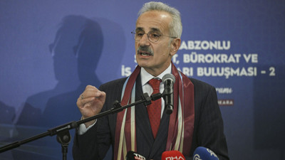 Bakan Uraloğlu Ankara'dan müjdeyi verdi: Yeni havalimanının ihalesini yaptık!