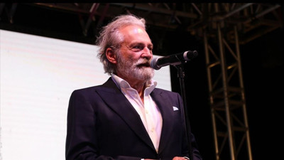 Haluk Bilginer’den Nürnberg’de sert çıkış: "Dünyayı utanmazlar yönetiyor"