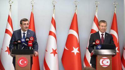 Cumhurbaşkanı Yardımcısı Yılmaz'dan Kıbrıs'ta egemen eşitlik vurgusu