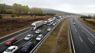 Yola çıkacaklar dikkat! Ankara-Kırıkkale yolunda trafik tek şeride düştü