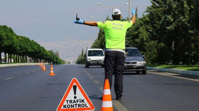 Bayram trafiği öncesi EGM’den sürücülere hız ve güvenlik uyarısı