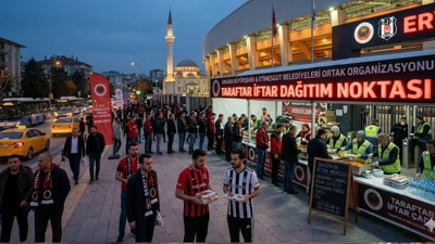 Eryaman Stadı’nda dostluk sofrası: Gençlerbirliği-Beşiktaş maçı öncesi iftar ikramı!