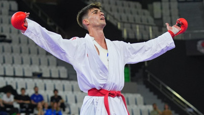 Roma'da Mert Halıcı rüzgarı: Milli Karateciden bronz madalya!