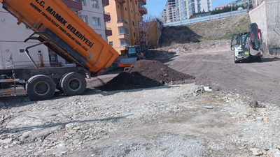 Mamak’ta asfalt, altyapı ve otopark mesaisi dört koldan sürüyor