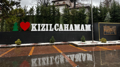 Kızılcahamam’da sağanak yağış hayatı olumsuz etkiledi