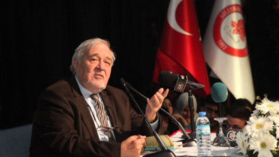 İlber Ortaylı'nın adı Ankara'da hangi caddeye verildi?