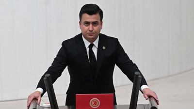 Osman Gökçek'ten Özgür Özel'e 'düdük' göndermesi!