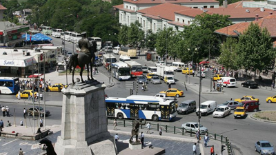 Ankara Ulus'ta platform yıkıldı! 4 katlı binanın yıkımı sorasında dehşet anları