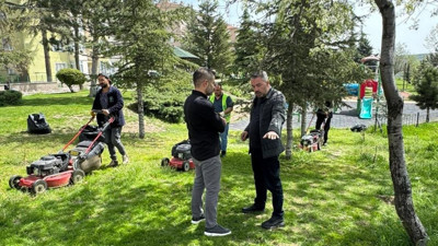 Pursaklar’da yaz mesaisi başladı: Parklar baştan aşağı yenileniyor