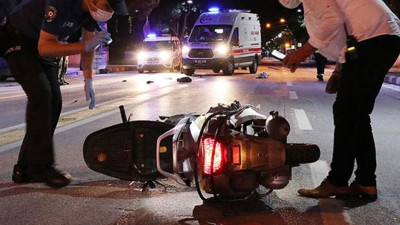 Ankara'da motosiklet kazası: Direğe çarpan sürücü kurtarılamadı!