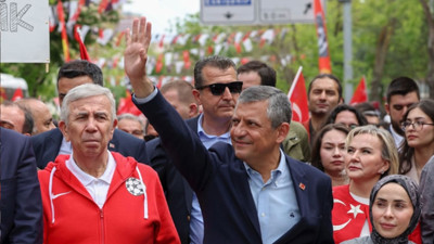 Özgür Özel'den Mansur Yavaş'a "yaş" iması: "51 yaşında genç bir liderim"