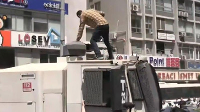 TOMA’ya çıkan müdür yardımcısı için şok karar! Görevden alındı
