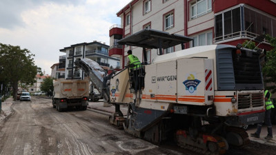 Pursaklar'da asfalt çalışması tam gaz: Mahalle mahalle yenileniyor!