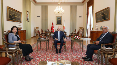 Meclis'te "Terörsüz Türkiye" gündemi: TBMM Başkanı Kurtulmuş ile DEM Parti heyeti bir araya geldi