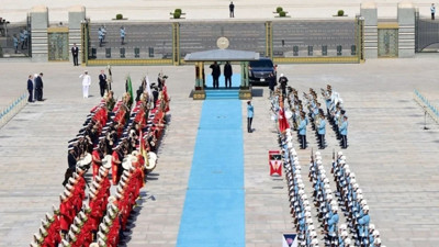 "İktidarın 24 yıllık özeti: İki ileri, bir geri"