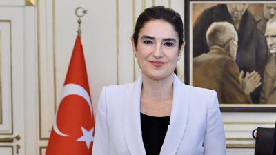 Ece Güner'den Haluk Levent açıklaması: Verdiğim borcu almak için 1 yıl uğraştım