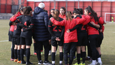 Gençlerbirliği Kadın Futbol Takımı'nda büyük kriz: Veliler ve oyuncular ayakta!