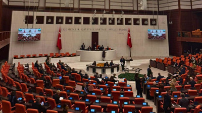 Berk Esen: “Çerçeve Yasa muhalefeti kutuplaştırabilir, YENİ Parti’de taban-liderlik ayrışması yaratabilir”
