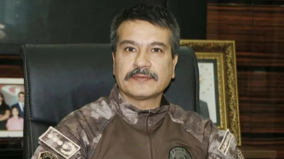 Polisin karşısındaki eski emniyetçi: Metin Alper kimdir?