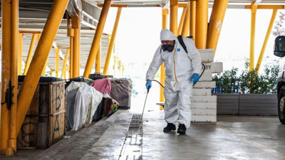 Çankaya Belediyesi pazar alanlarında hijyen çalışmalarını sürdürüyor