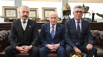Sarallar ve Şahinler kimdir? Devlet Bahçeli’nin buluşturduğu iki grubun yıllara dayanan husumeti