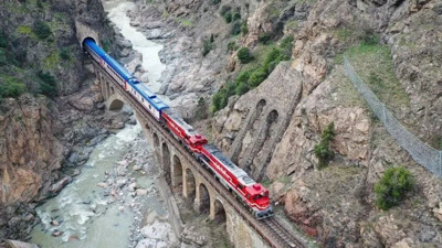 Ankara'dan Karadeniz'e uzanan nostaljik rota: Turistik Karaelmas Ekspresi 2026 seferlerine başlıyor