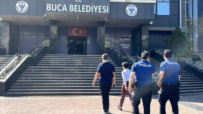Buca Belediyesi'nde haciz şoku: 150 milyon liralık borç için icra ekipleri binada!