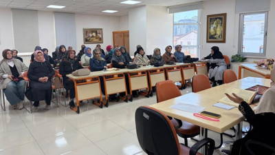 Pursaklar Hanım Evlerinde yeni dönem başladı: İlk ders yoğun ilgi gördü