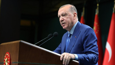Cumhurbaşkanı Erdoğan'dan Şanlıurfa'da "fon soruşturması" mesajı: “Kimsenin hakkını kimseye yedirmeden çalışıyoruz”