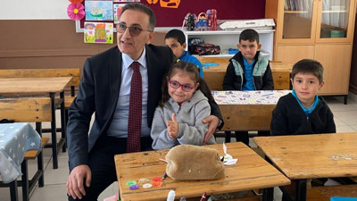 Kaymakam Kutlu Çanıllı’da okulları denetledi: "Eğitimin kalitesini artırmak için sahadayız"
