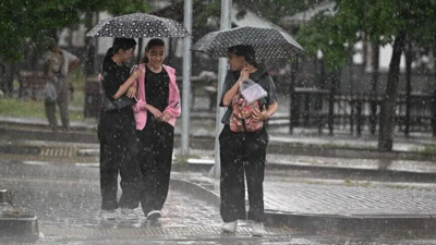 13 Ekim’de Meteoroloji’den kuvvetli yağış ve toz taşınımı uyarısı