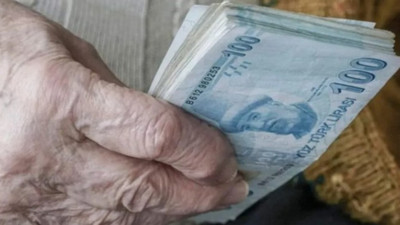 Emekliye Yılda 4 Kez Asgari Ücret Kadar İkramiye
