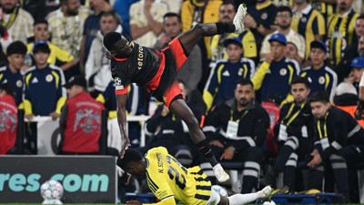 Fenerbahçe’den Şampiyonlar Ligi’nde son dakika şoku! Slavia Prag ile 2-2 berabere kaldı