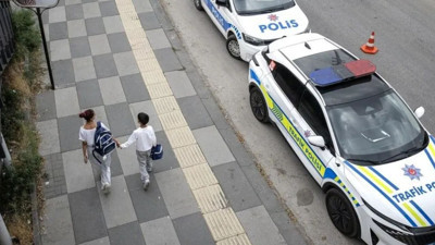 Ankara'da okul çevreleri mercek altına alındı! 14 aranan kişi yakalandı