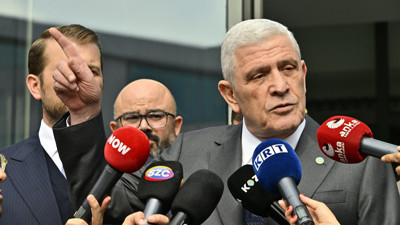 Dervişoğlu'ndan 'Bahçeli' ile Anıtkabir karesine sert yanıt: "Söyleyecek lafı olan gitsin ona söylesin"